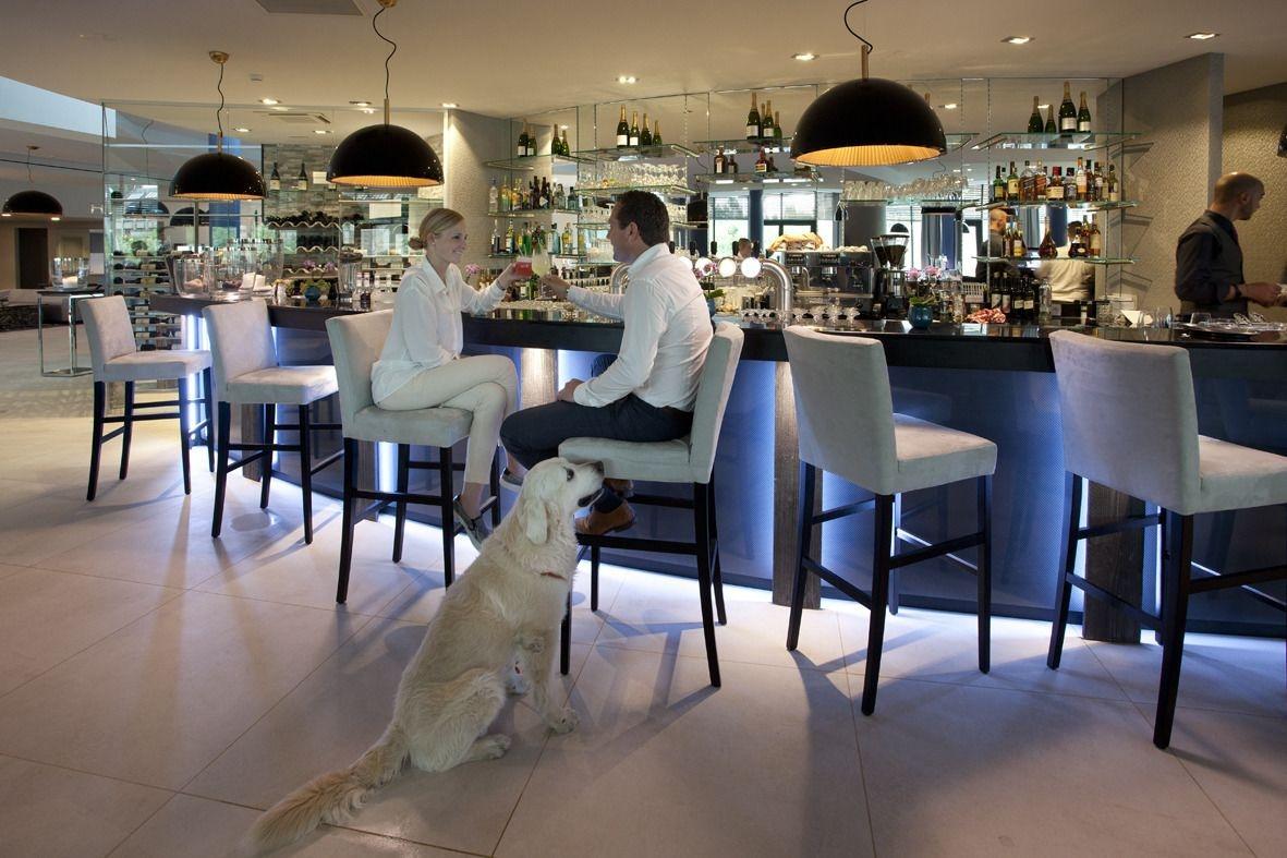 Van Der Valk Hotel Mons Congres & Spa Bagian luar foto