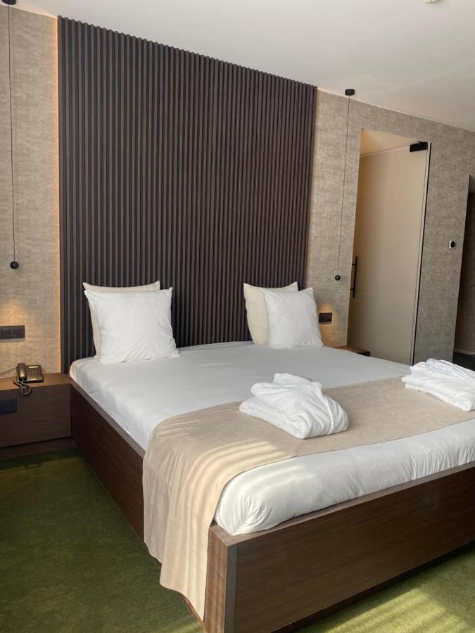 Van Der Valk Hotel Mons Congres & Spa Bagian luar foto